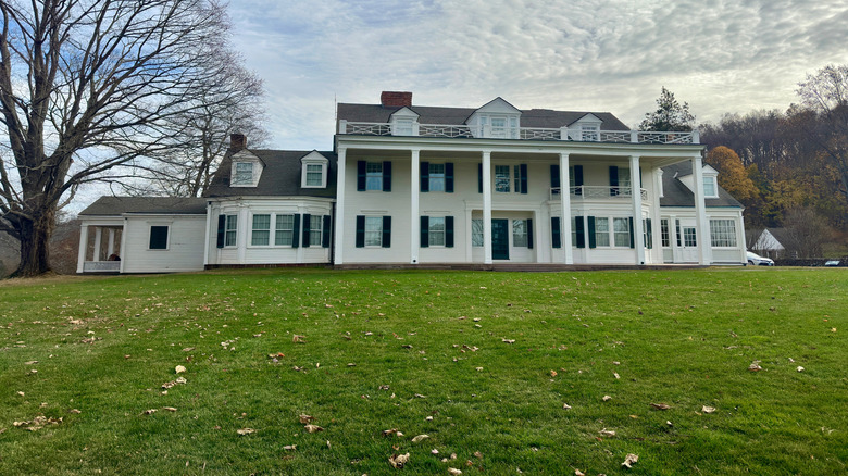 Colonial revival style home