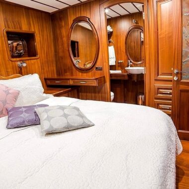 Bedia Sultan 29
