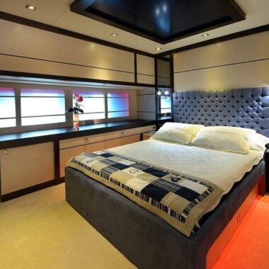 PERLA DEL MARE,  She offers unforgettable yacht charter vacations in Mediterranean