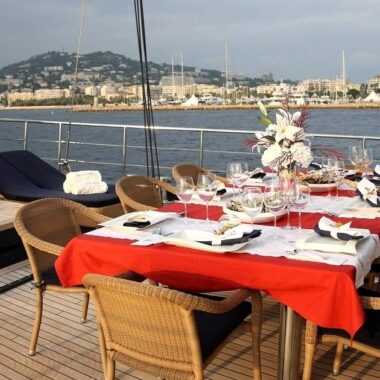 Perla Del Mare, From the aft deck, a few steps lead down to the salon which features a dining table to starboard and a large comfortable leather couch to port, on board Perla del Mare