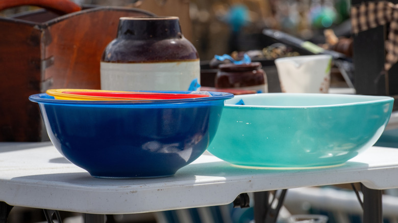 vintage Pyrex dishes in an antique store