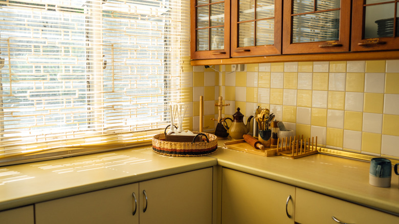 retro 1980s kitchen