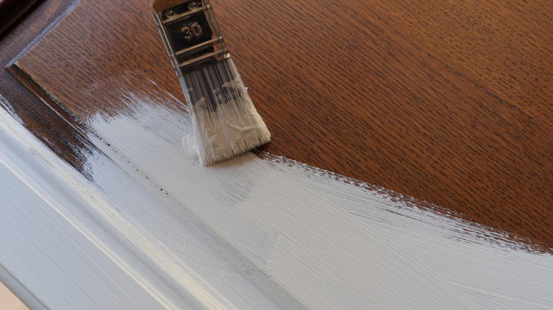 Painting kitchen cabinets white