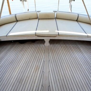 Aegean Clipper 14