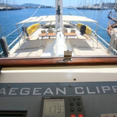 Aegean Clipper 22