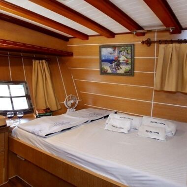 Aegean Clipper 44