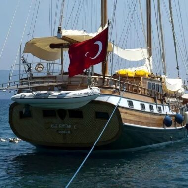Standard_Gulet_Arif_Kaptan_C_21