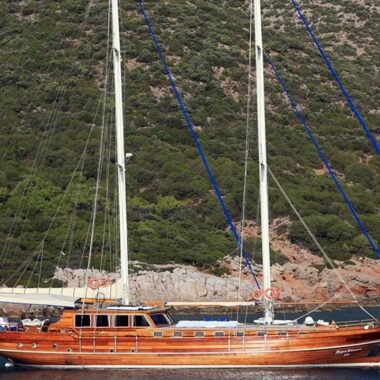 Kaya Guneri 3 2