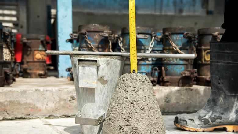 Concrete slump test