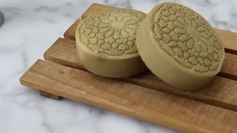 Dollar Tree pallet turned into high-end soap dish
